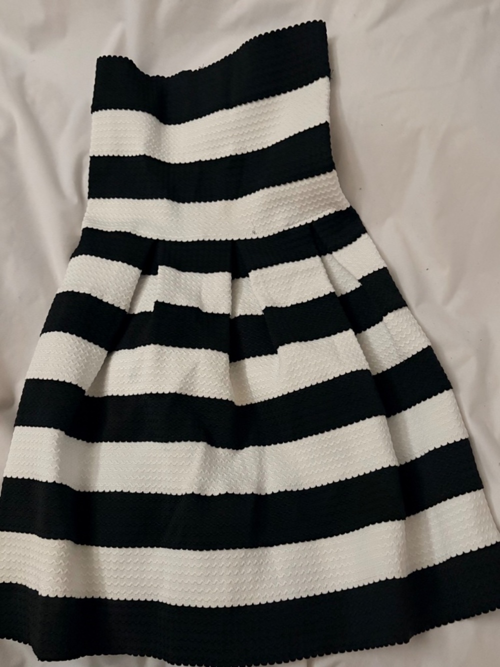 Doe & Rae Dress - Picture 3 of 6